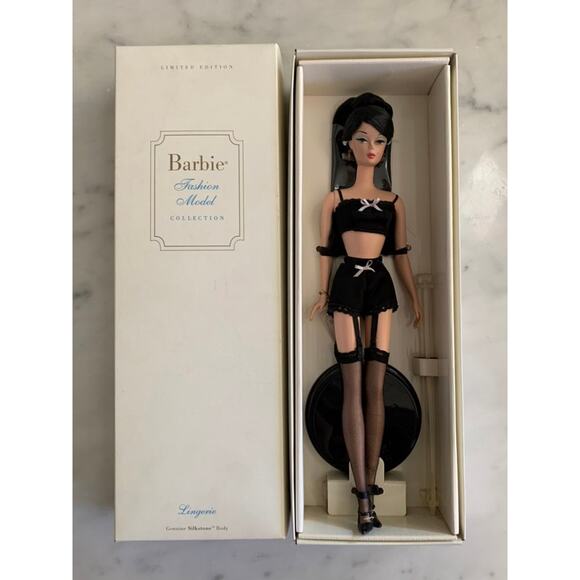 NIB Fashion Model Collection Lingerie Silkstone Barbie - Picture 1 of 7